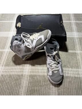 Nike Air Jordan 6 Retro GS Shoes Youth Size 5Y Cool Gray Sneakers 384665-100